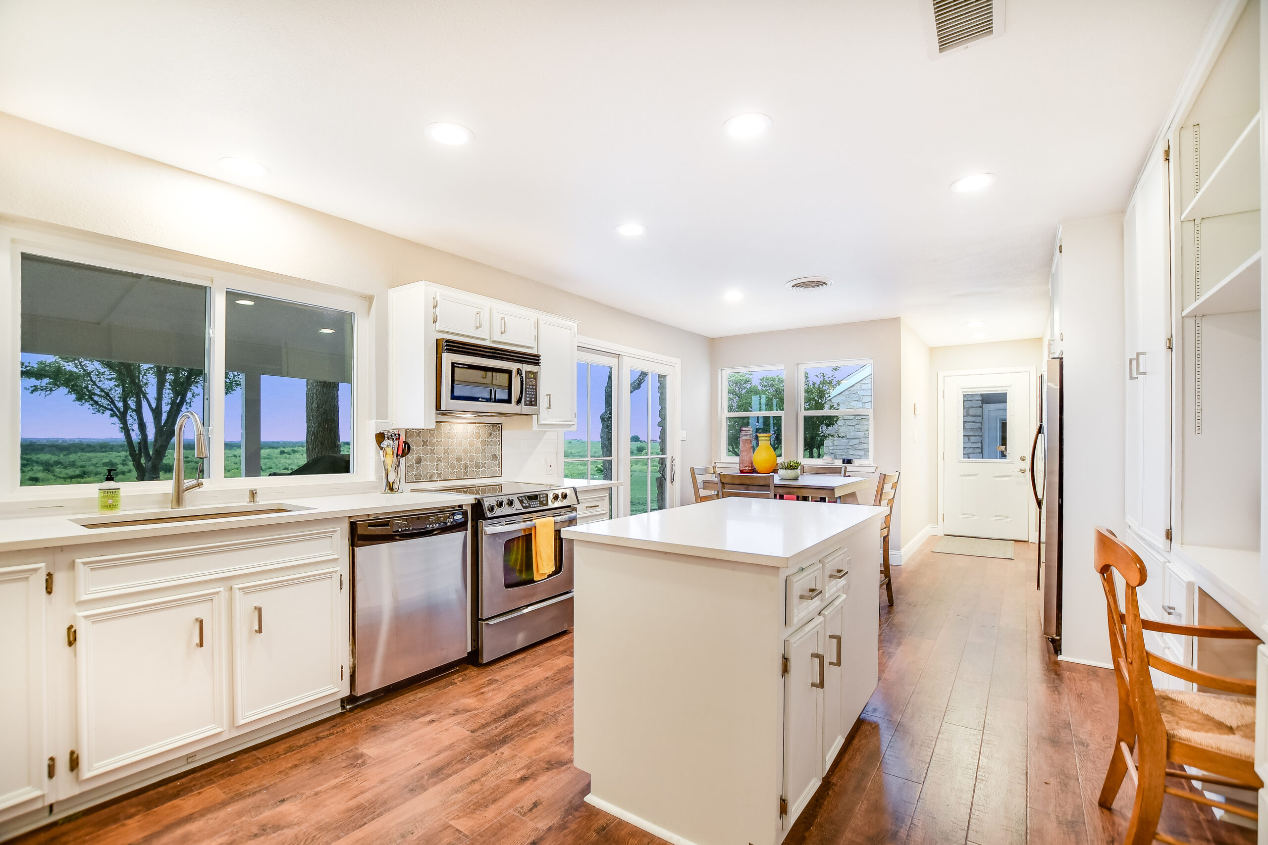 015_Kitchen Twilight 2